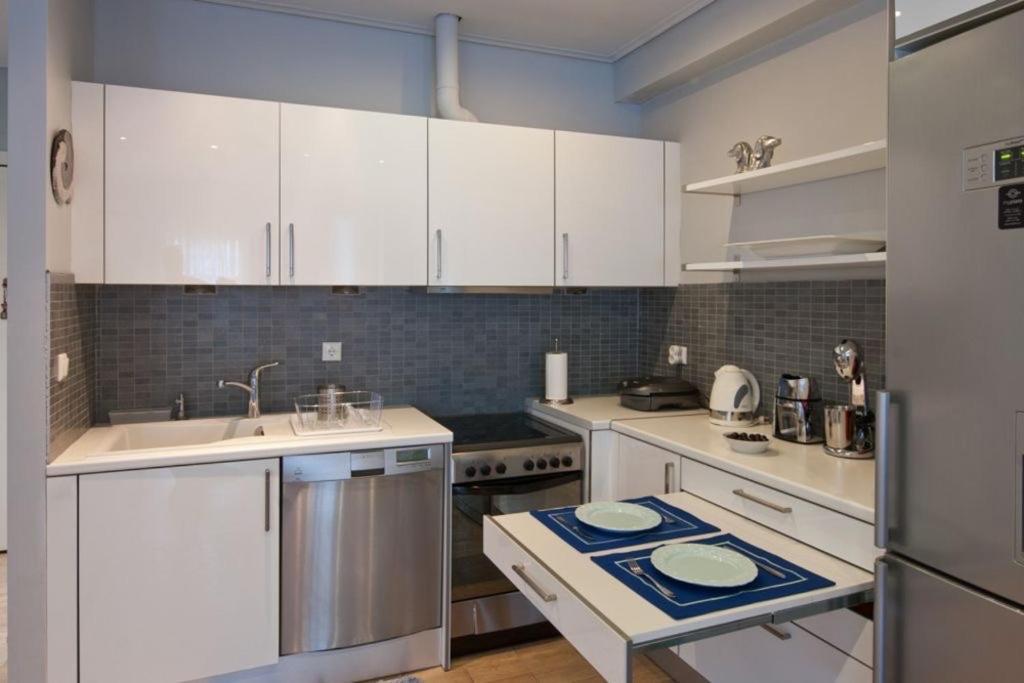Acropolis Luxury Apartment With Balcony Athens Ngoại thất bức ảnh